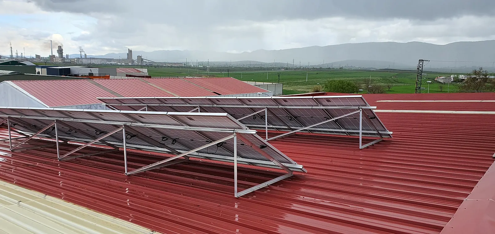 Instalación fotovoltaica en la nave industrial de Alsitub